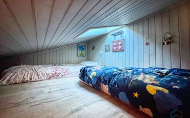 Attique 2.5 pièces - image - 7