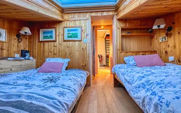 Attique 2.5 pièces - image - 5