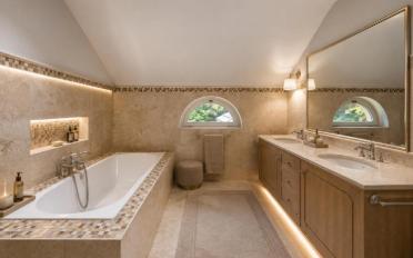 Single house 9 rooms - image - 6