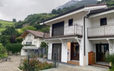 Bifamiliar house 3.5 rooms - image - 1
