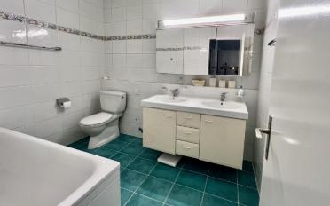 Apartment 5 rooms - image - 10
