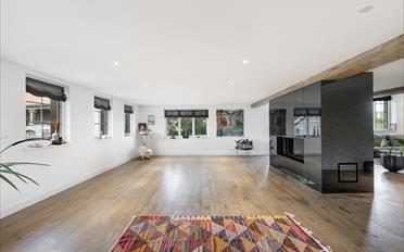 Maison 10.5 pièces - image - 4