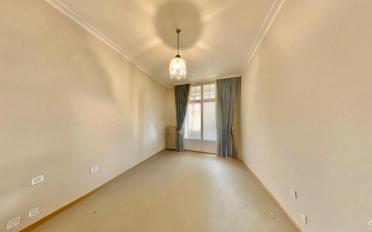 Apartment 4 rooms - image - 5