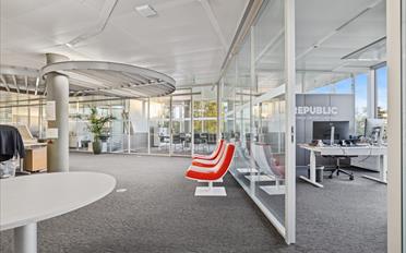 Office - image - 5