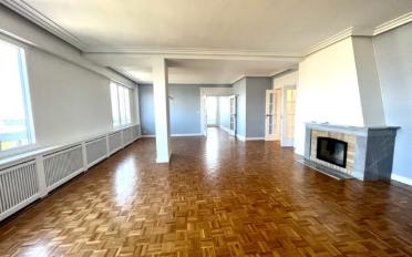 Apartment 7 rooms - image - 2