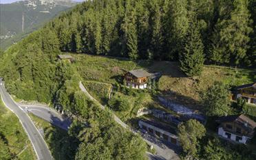 Building land - image - 2