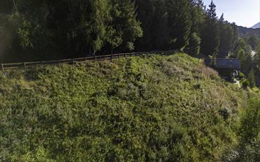 Building land - image - 10