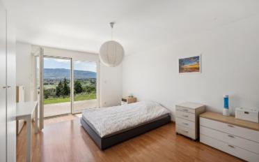 Villa 9.5 pièces - image - 9