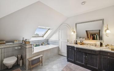 Einfamilienhaus 9 Zimmer - image - 8