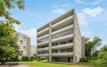 Apartment 4 rooms - image - 1