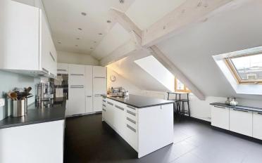 Apartment 7 rooms - image - 3