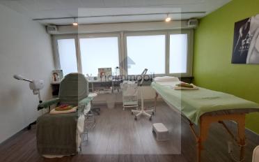 Commercial - image - 5