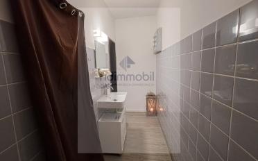 Commercial - image - 6