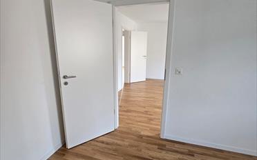 Apartment 4 rooms - image - 3