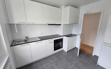 Apartment 4 rooms - image - 10