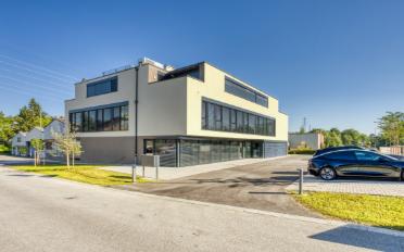Office - image - 16