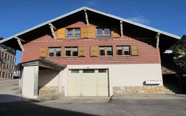 Single garage - image - 1