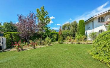 Einfamilienhaus 8.5 Zimmer - image - 3