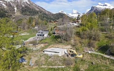 Building land - image - 2