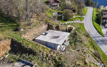 Building land - image - 11