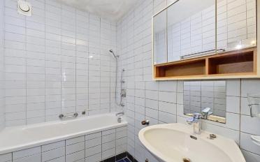 Apartment 4 rooms - image - 11