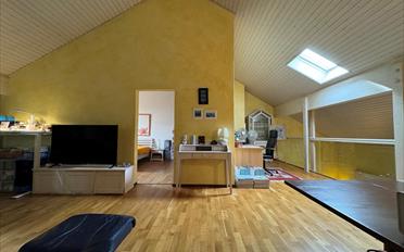 Attic flat 6 rooms - image - 2