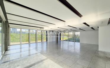 Bureau - image - 1