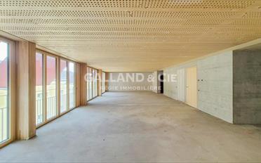 Office - image - 4