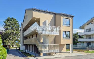 Moto Aussenplatz - image - 2