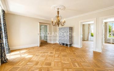Einfamilienhaus 7.5 Zimmer - image - 2
