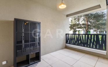 Apartment 4 rooms - image - 13