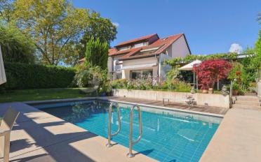 Row house - image - 2