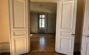 Apartment 4 rooms - image - 3