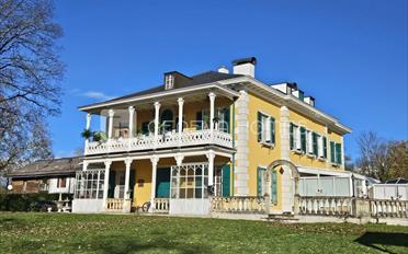 Single house 20 rooms - image - 1