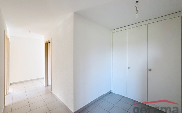 Apartment 4 rooms - image - 3