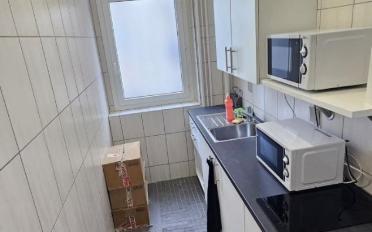 Office - image - 9
