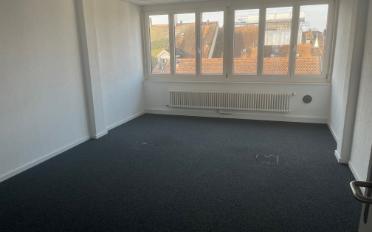 Office - image - 5