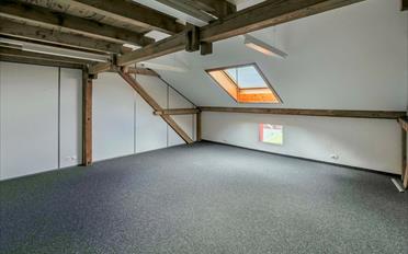 Office - image - 5
