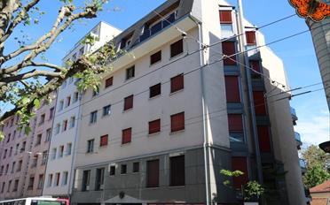 Moto Hallenplatz - image - 3