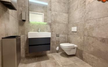 Office - image - 6