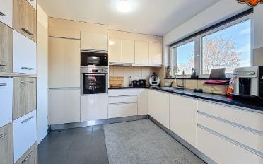 Chalet 8 Zimmer - image - 2