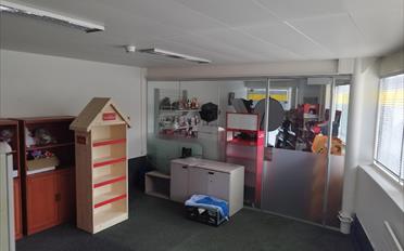 Bureau - image - 9
