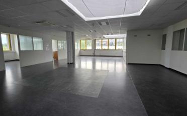 Commercial - image - 8