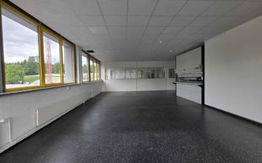 Commercial - image - 7