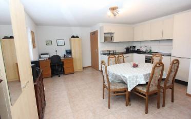Furnished flat 2.5 rooms - image - 3