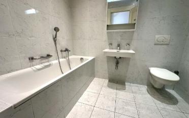 Apartment 4 rooms - image - 5