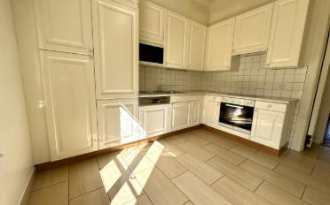Apartment 4 rooms - image - 2