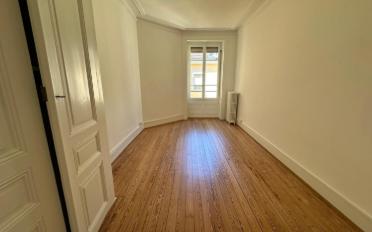 Apartment 4 rooms - image - 4