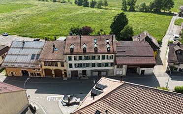 Wohngebäude 13 Zimmer - image - 8