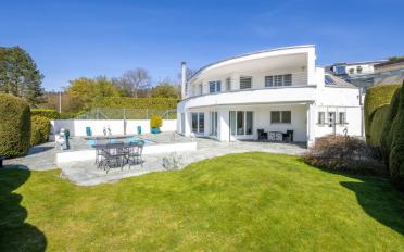 Einfamilienhaus 7.5 Zimmer - image - 1